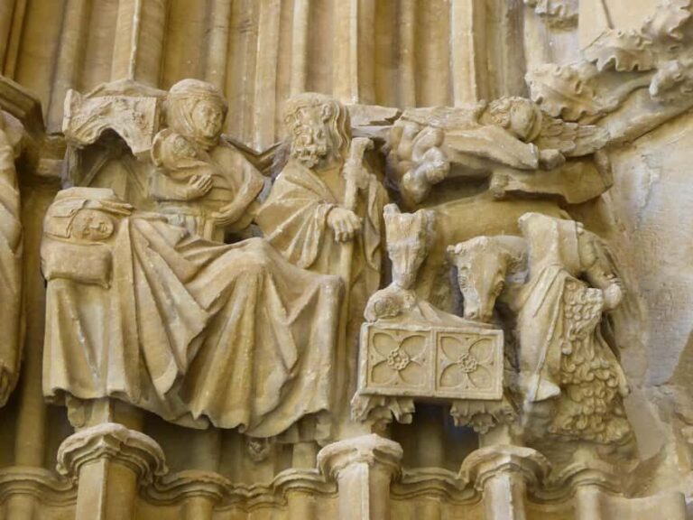 Pamplona: Olite and Ujué Guided Tour with Snack - What Makes This Tour Stand Out?