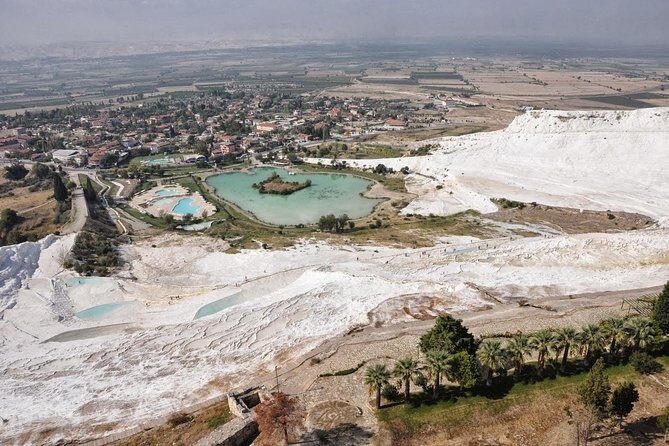 Pamukkale and Hierapolis Daily Tour From Antalya - The Journey and Breakfast Stop: Setting the Tone