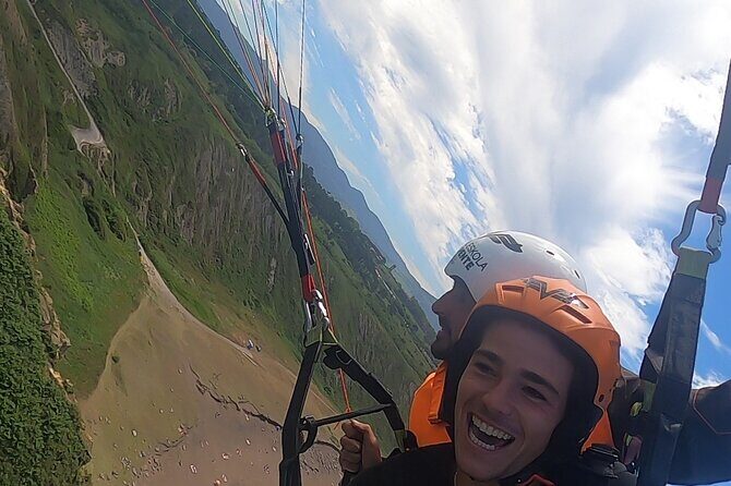 Paragliding flight in Sopelana - Who Should Consider This Paragliding Tour?