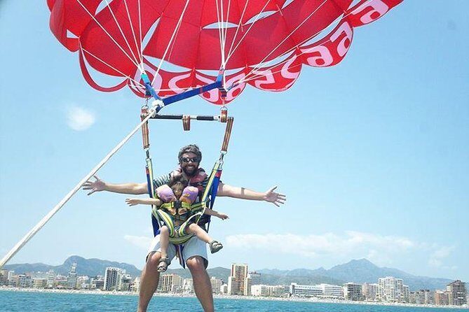 Parasailing desde el puerto de Denia - FAQ: Your Questions About Parasailing in Denia