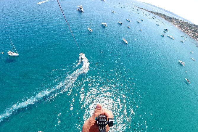 Parasailing flight two people, in Mandelieu-Cannes - A Complete Look at the Parasailing Experience
