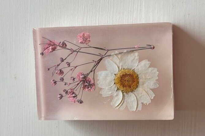 Paris 1e: Botanical Handmade Soap Workshop (Melt and pour soap) - An In-Depth Look at the Paris Botanical Handmade Soap Workshop