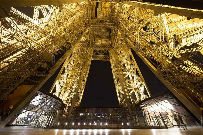 Paris Late Dinner at Eiffel Tower's Madame Brasserie Restaurant - A Detailed Look at the Eiffel Tower Dinner Experience