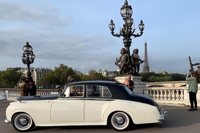 Paris Picturesque Vintage Rolls Royce Tour - A Closer Look at the Paris Vintage Rolls Royce Tour