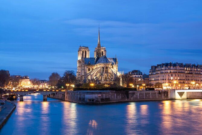 Paris Prestige Dinner Cruise from Eiffel Tower Area - Practical Tips for Your Cruise