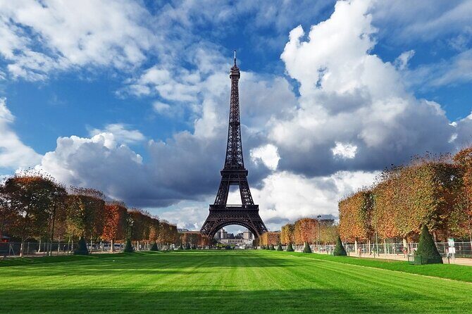 Paris : Private Custom Walking Tour with A Guide (Private Tour) - An In-Depth Look at the Experience
