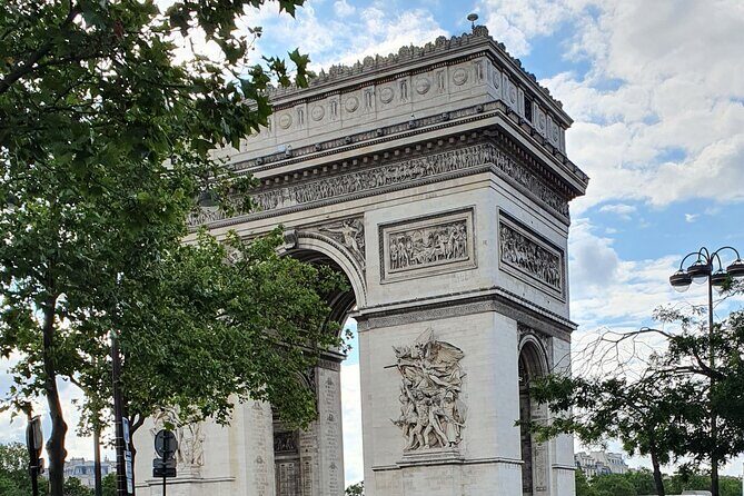 Paris Private Half Day Tour including Louvre Museum (Luxury van) - Is This Tour Right for You?