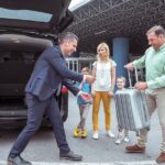 Paris Private Transfer Airport & 1H Tour of Must-See Sights - A Detailed Breakdown of the Experience