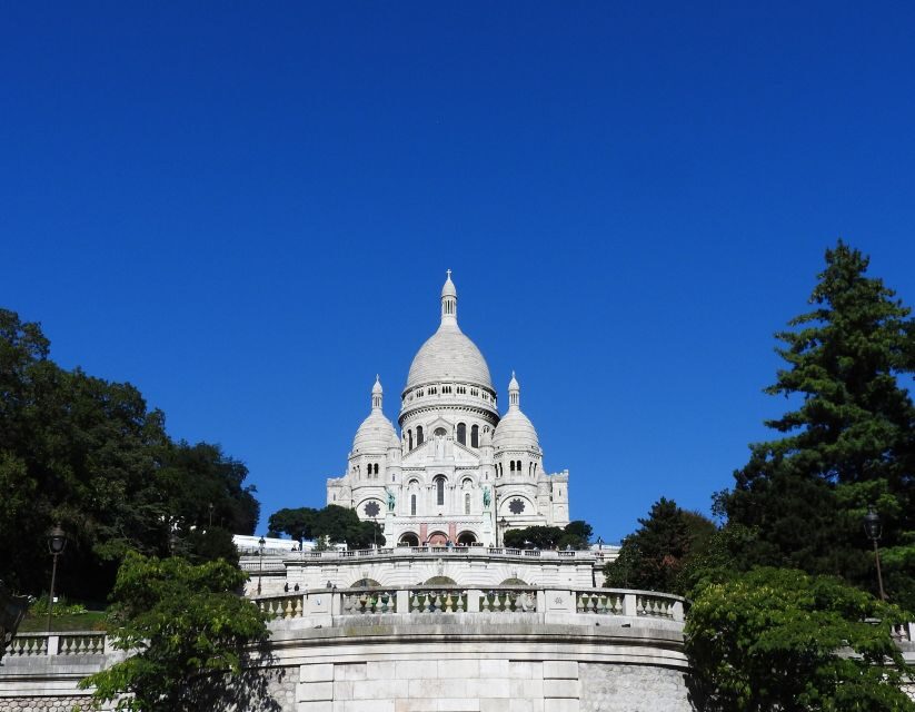 Paris: Sacré-Coeur and Montmartre Tour with Expert Guide - A Closer Look at the Sacré-Coeur and Montmartre Tour