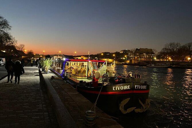 Paris Seine River dinner cruise from Alexandre III bridge - Final thoughts: Is this experience worth it?