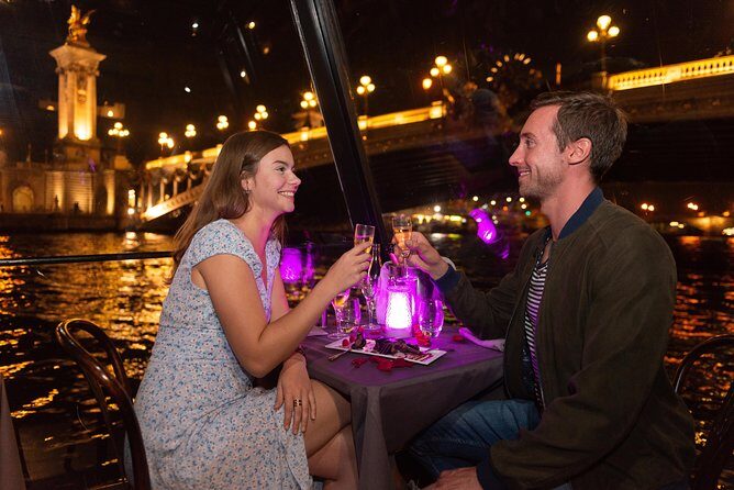 Paris Seine River Dinner Cruise with Champagne and Window Seating - The Experience: What to Expect Aboard