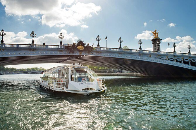 Paris Seine River Hop-On Hop-Off Sightseeing Cruise by Batobus - Who Should Consider This Tour?