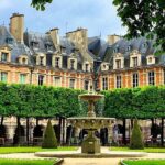 Paris Walking Tour , Historical Sites . - FAQs