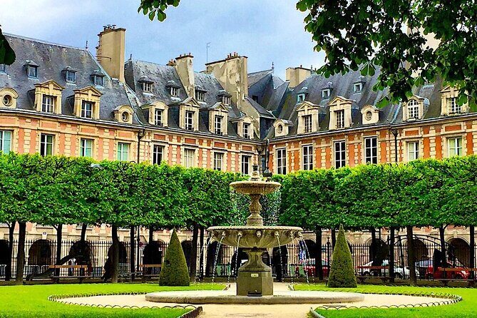 Paris Walking Tour , Historical Sites . - FAQs