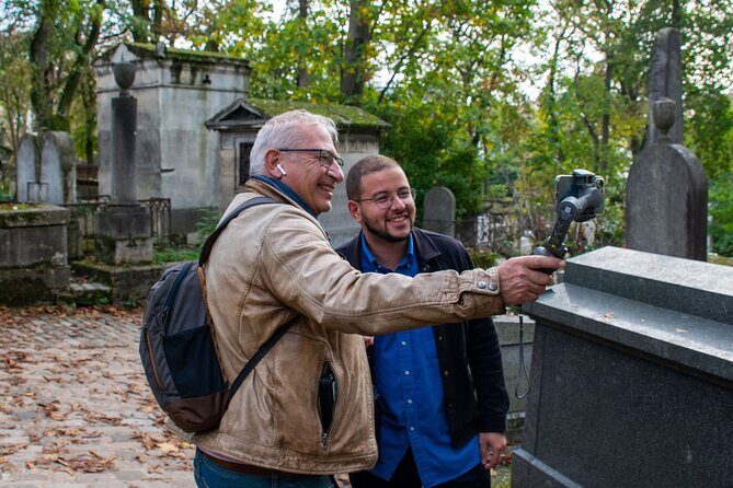 Père Lachaise Cemetery Tour: A Stroll Through Immortal History - Who Will Love This Tour?