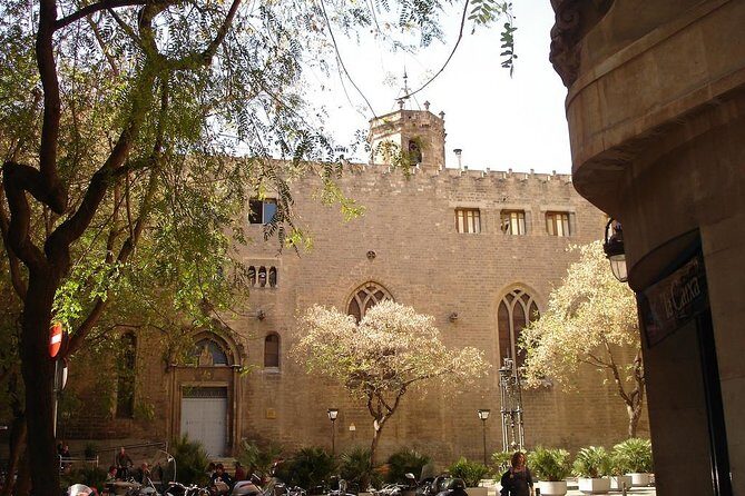 Picasso Museum & Private Walking Tour of Born or Gothic Quarter - FAQ