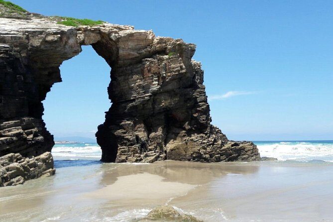 Playa De Las Catedrales Y Ribadeo Desde Lugo - FAQs