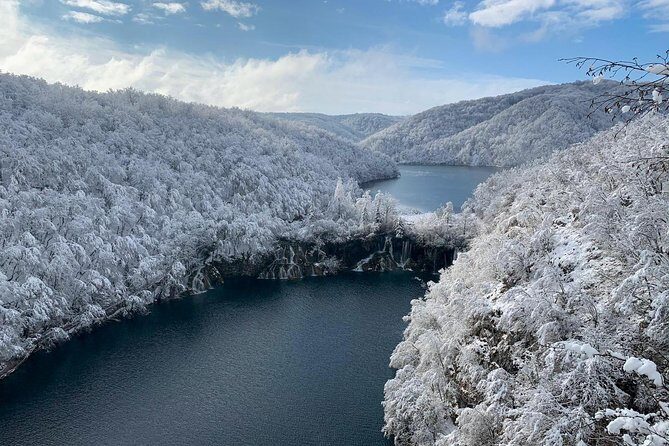Plitvice Lakes 3,5h tour with panoramic boat ride