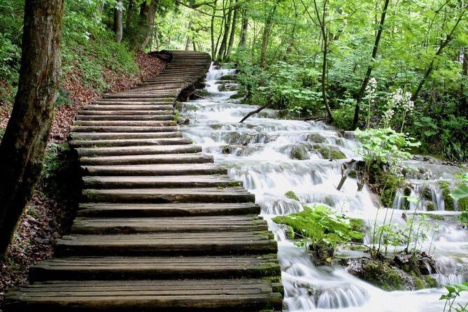 Plitvice Lakes Small Group Tour Ecco from Split or Trogir - The Return Stop: Korenica and VILA VELEBITA