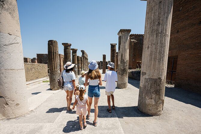 Pompeii and Mount Vesuvius Day Trip from Rome with Pizza Lunch - The Food Stop and Rest