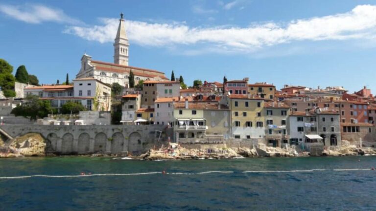Pore: Boat tour to Rovinj with lunch and drinks - The Experience in Context