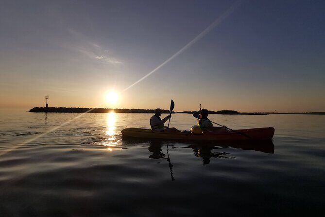 Pore sunset sea kayaking tour - Discovering Porec from the Water