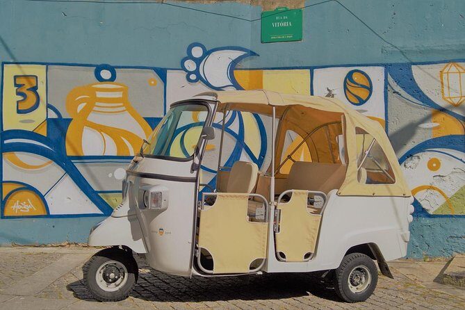 Porto Guided Tour to the Historical Center on a Tuk Tuk - Detailed Breakdown of the Itinerary