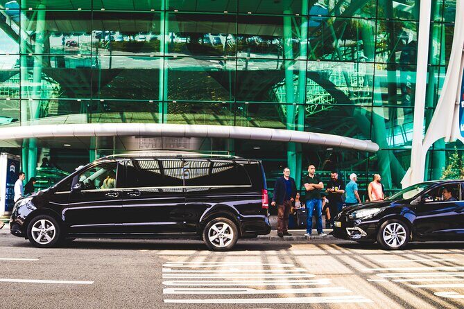 Porto Private Airport Departure Transfer - Who Will Get the Most Out of This Service?
