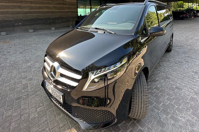 Premium Private Transfer to or from Zagreb Airport - Meeting Points and Operating Hours