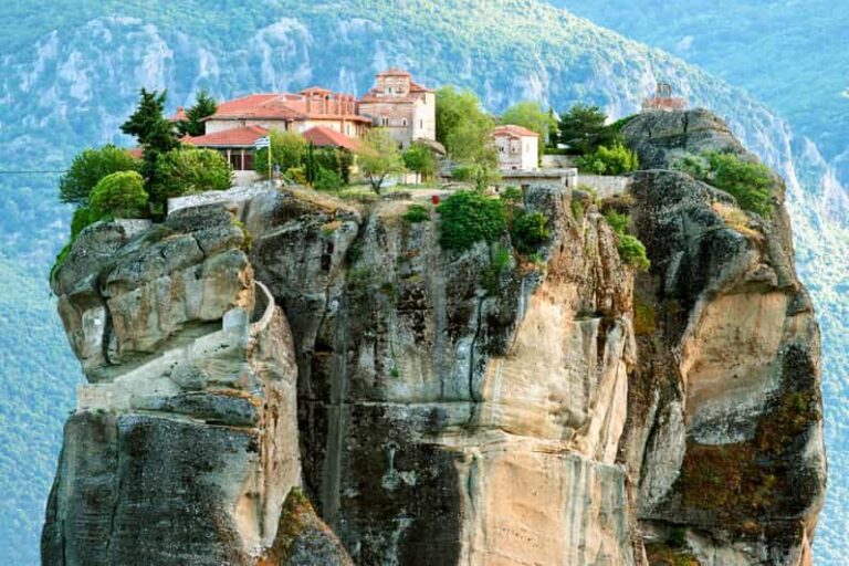 Private 2-Day Tour to Delphi & Meteora from Athens - What Makes This Tour Stand Out?