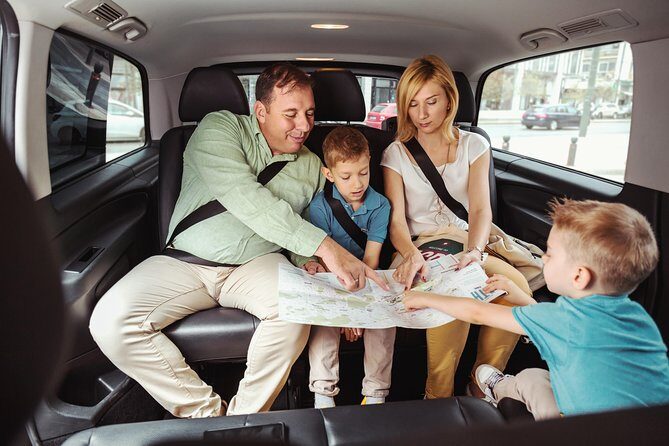 Private 2-Hour Sightseeing Tour in Madrid - Transportation and Practical Details