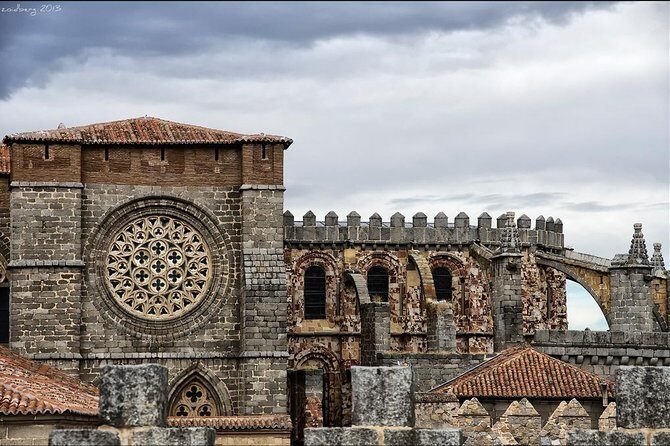 Private 3-hour Walking Tour of Avila with official tour guide - What You’ll See and Experience: A Closer Look at the Itinerary