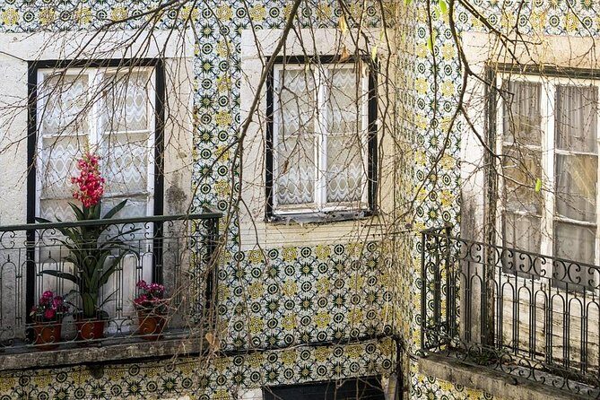 Private 4-hour city tour of Lisbon with driver & official guide w/ Hotel pick up - Who Will Love This Tour?