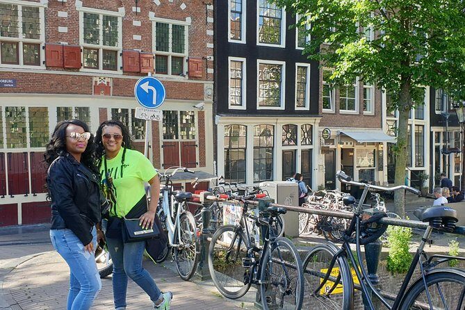 Private Amsterdam Red Light District tour with food tastings - Who This Tour Is Best For
