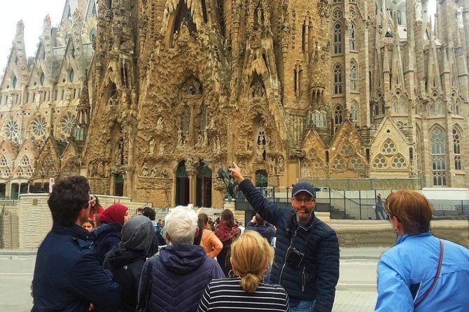 Private Barcelona and Sagrada Familia Tour with Hotel Pick-up - Final Thoughts: Is This Tour Right for You?