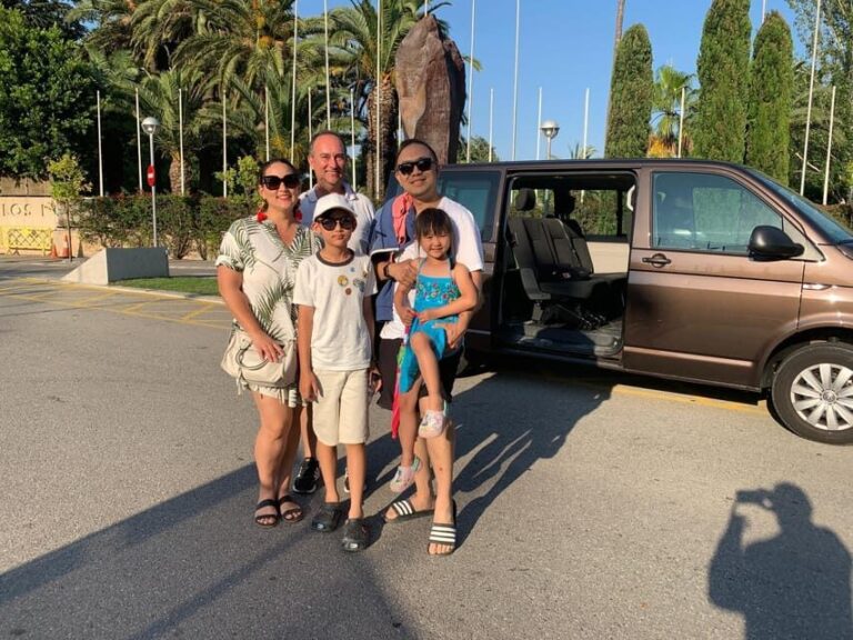 Private Barcelona Highlights Half-Day Tour - Practical Details and What You Can Expect