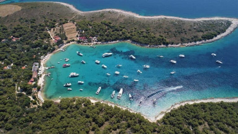 Private Boat Tour From Hvar: Pakleni Islands and Red Rock - Who Will Love This Tour?