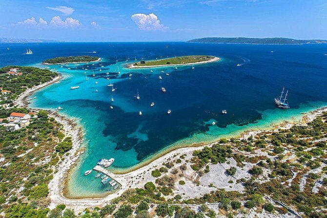 Private boat tour with custom itinerary - The Sum Up