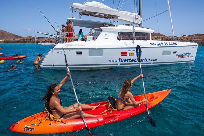 Private Catamaran trips to Lobos Island in Lagoon 400 - The Value Proposition