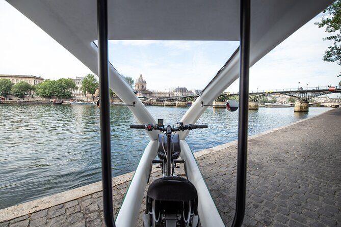 Private City-Tour by pedicab in Paris : The "Gustave Eiffel" - The Value of a Short, Focused Tour