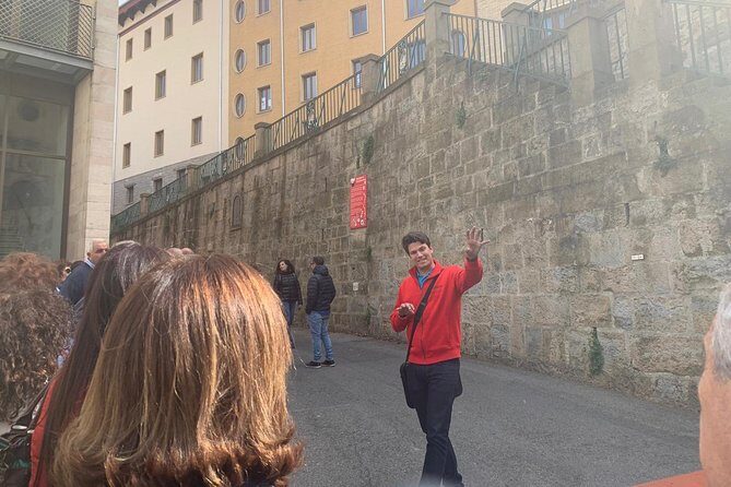 Private City Tour Pamplona - FAQ