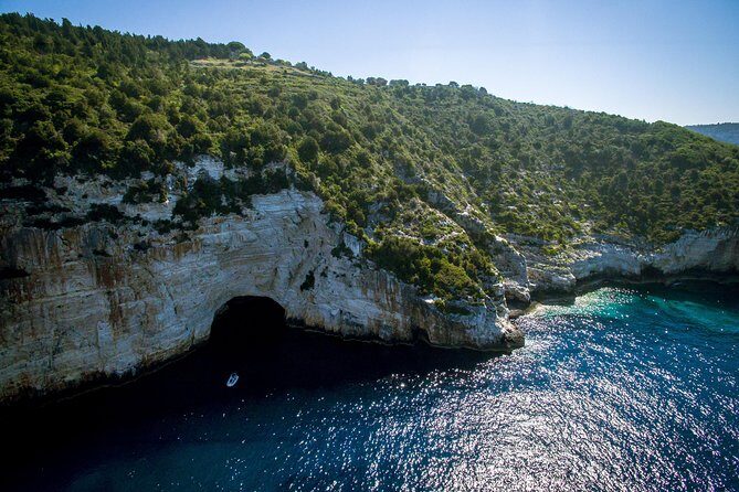 Private cruise from Corfu to Paxos/Antipaxos islands - A Deep Dive into the Corfu to Paxos and Antipaxos Private Cruise
