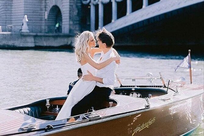 Private Cruises in the Heart of Paris - FAQ
