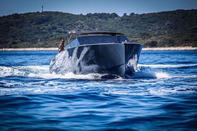 Private Cruising with Axiom Yacht from Hvar - Pricing and Value