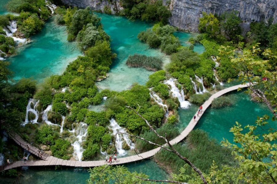 Private Day Trip Zagreb-Plitvice Lakes National Park - What Makes Plitvice Lakes Special?