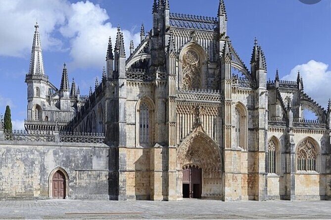 Private Full Day Tour of Óbidos, Nazaré and Batalha - Who Would Love This Tour