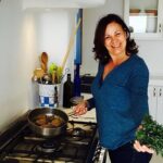 Private Greek Cooking Class in Mykonos with a Food Professional - The Setting and Hosts