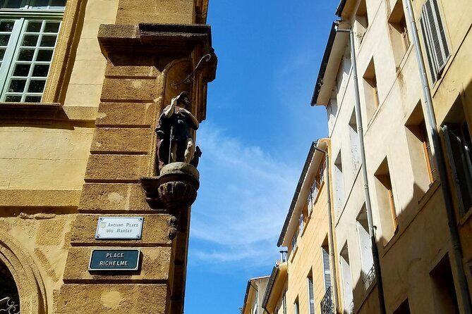Private guided tour Aix-en-Provence | The streets are told - A Deep Dive into the Tour Experience