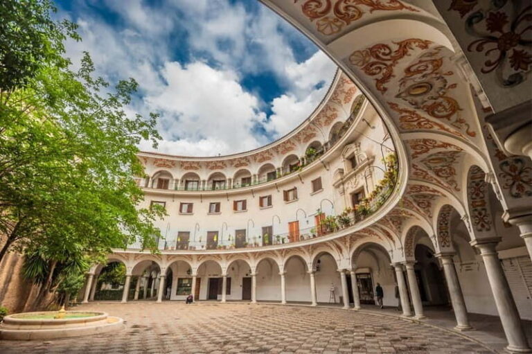 Private Guided Tour of Complete Seville and Jewish Quarter - Discovering Seville: A Deep Dive