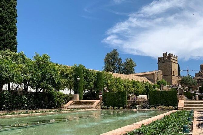 Private guided tour of the Alcazar de los Reyes Cristianos - Who Should Book This Tour?